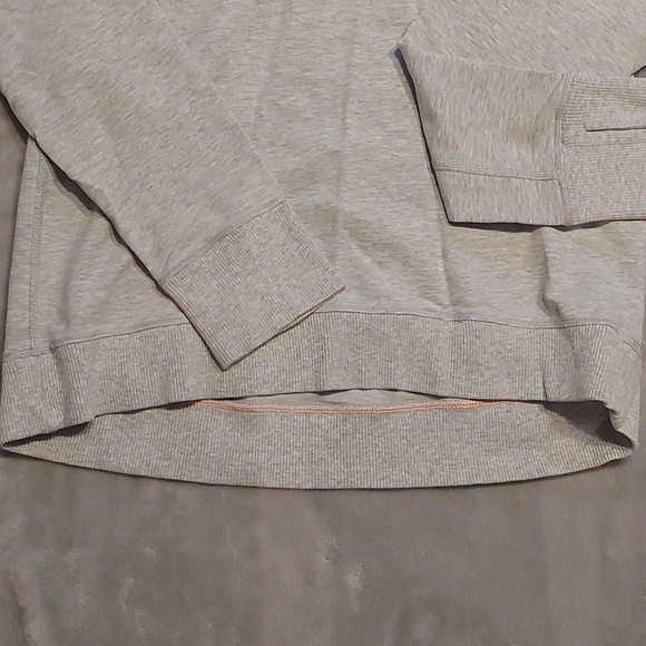 IVIVVA (by Lululemon) Sweatshirt - Picture 3 of 6